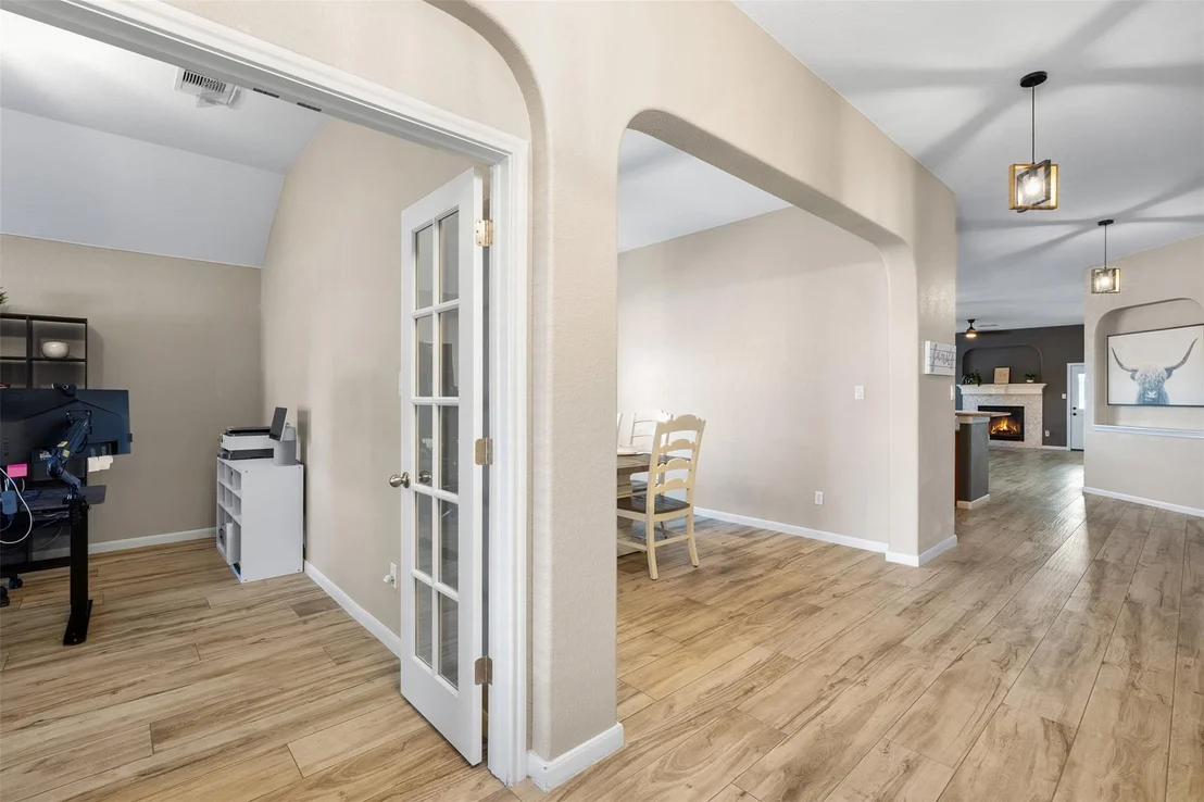 Photo of 407 Victoria DR