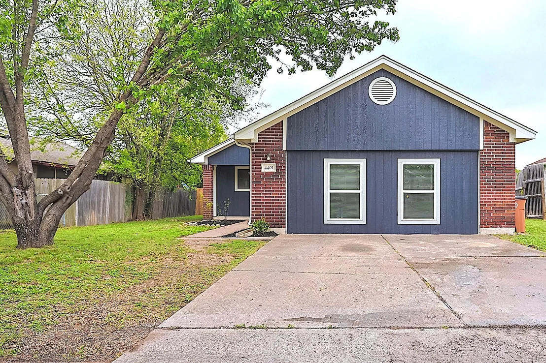 Photo of 4401 Lendall LN