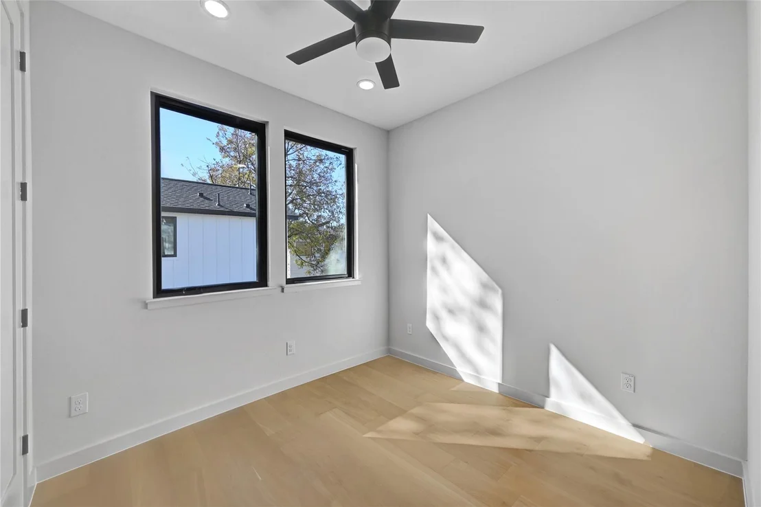 Photo of Unit 1 at 2717 Lyons RD