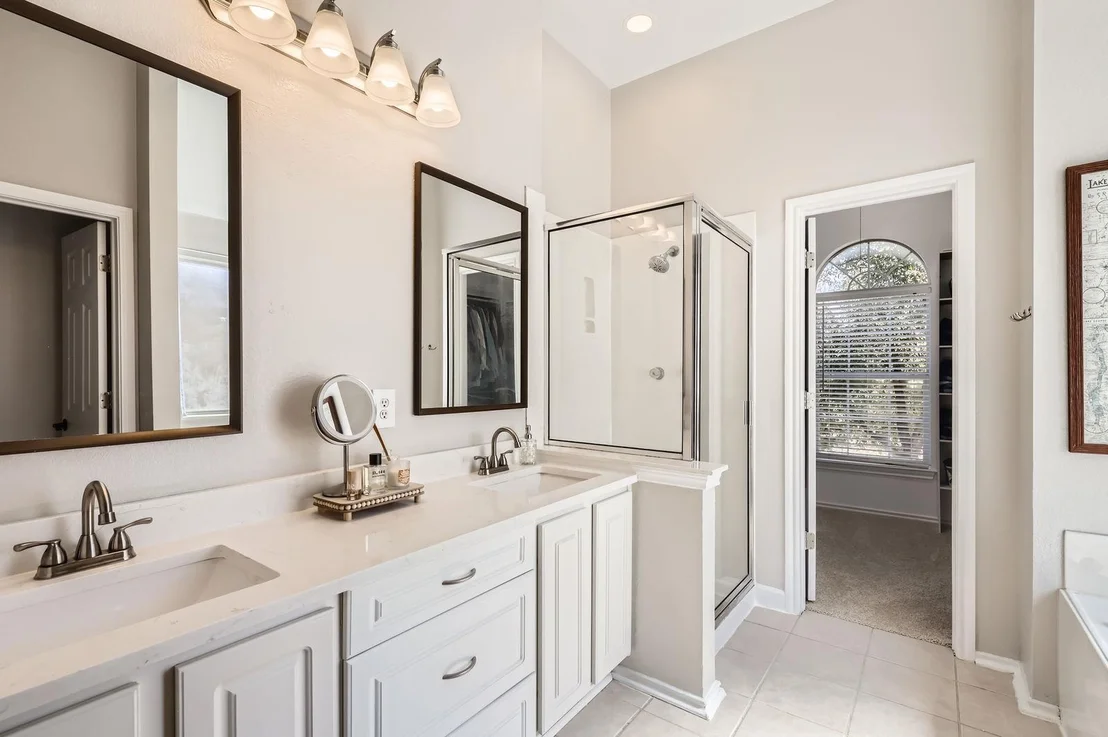 Photo of 4218 N Summercrest LOOP