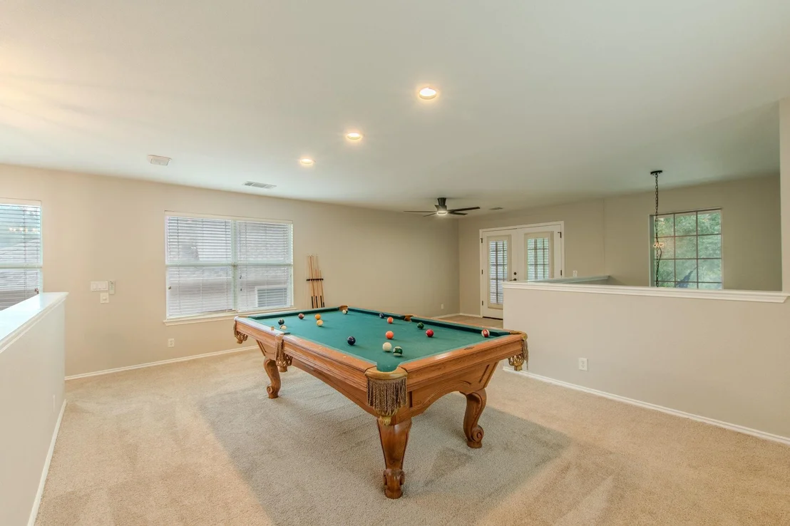 Photo of 3988 Lord Byron CIR