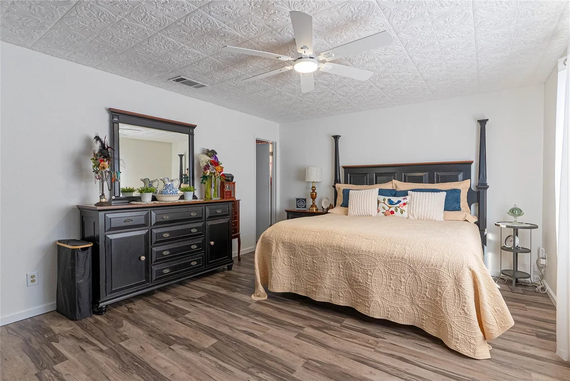 Photo of 1904 Cameo DR