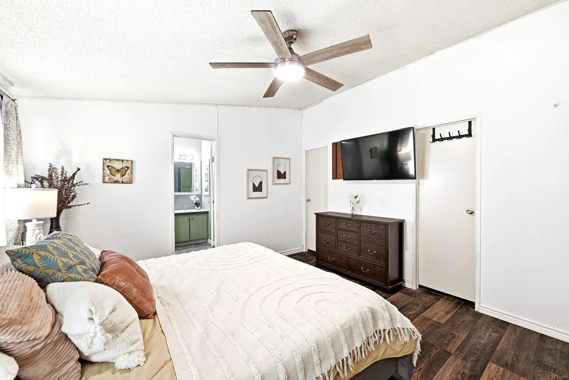 Photo of 124 Coyote LN