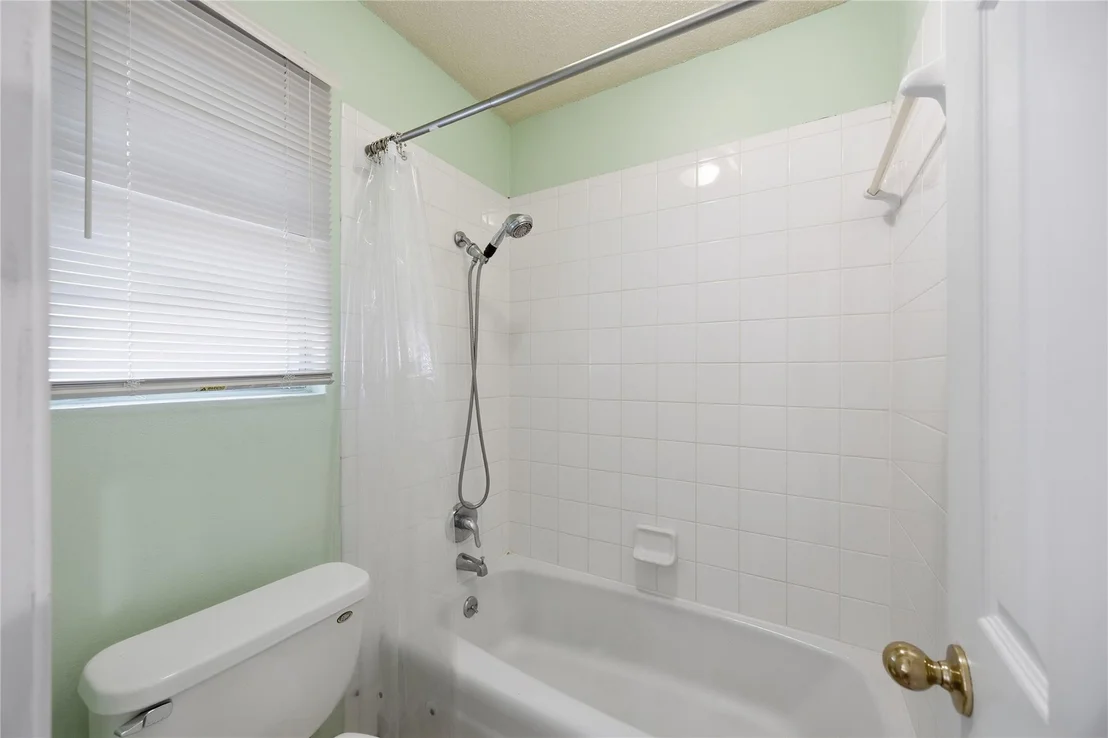 Photo of 2204 N Celia DR