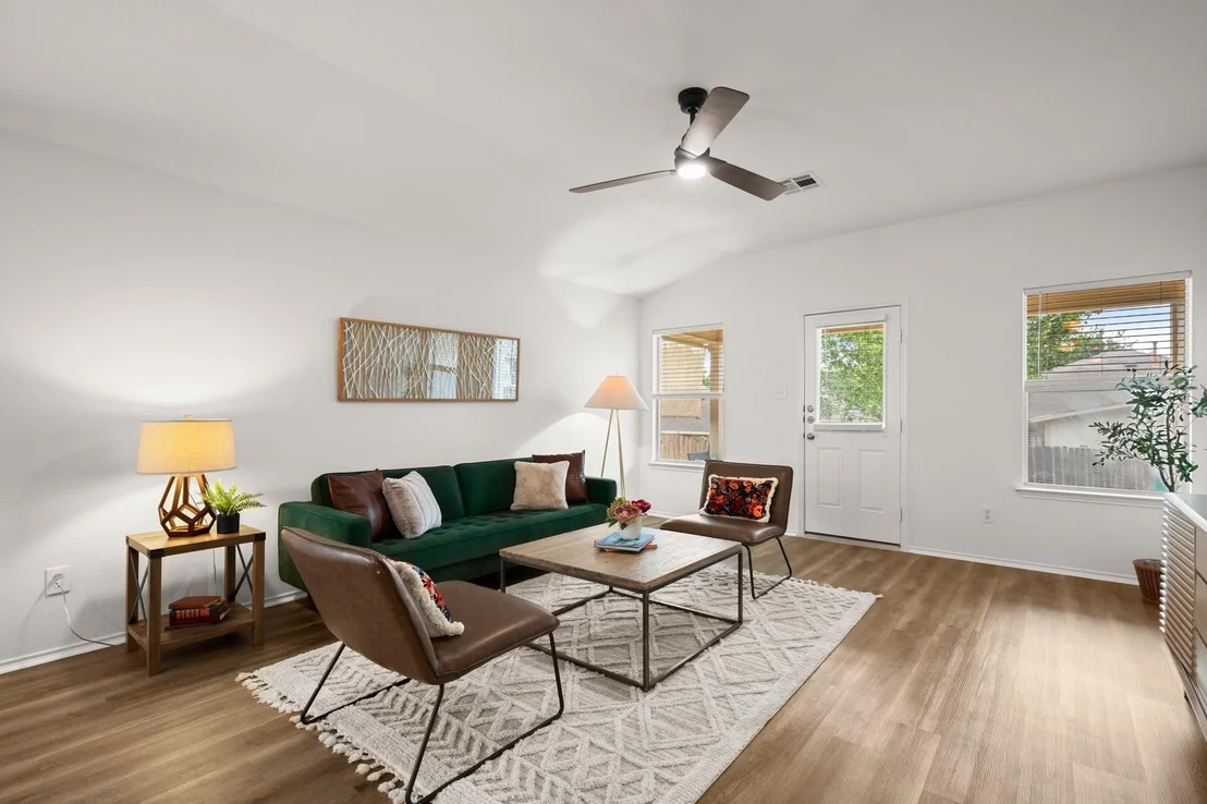 Photo of 161 PLUMBAGO CV