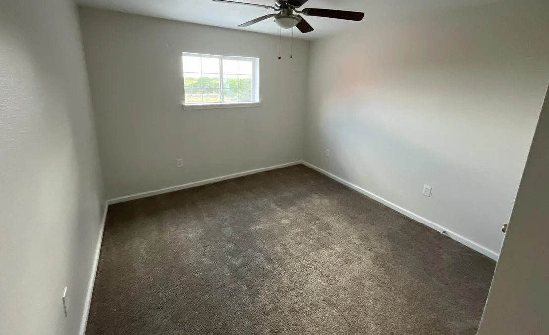 Photo of 524 Rangeland RD