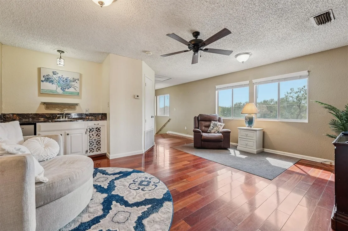 Photo of 11203 Travis DR