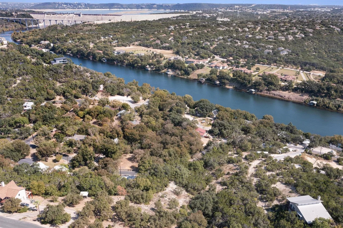 Photo of 2510 Geronimo TRL