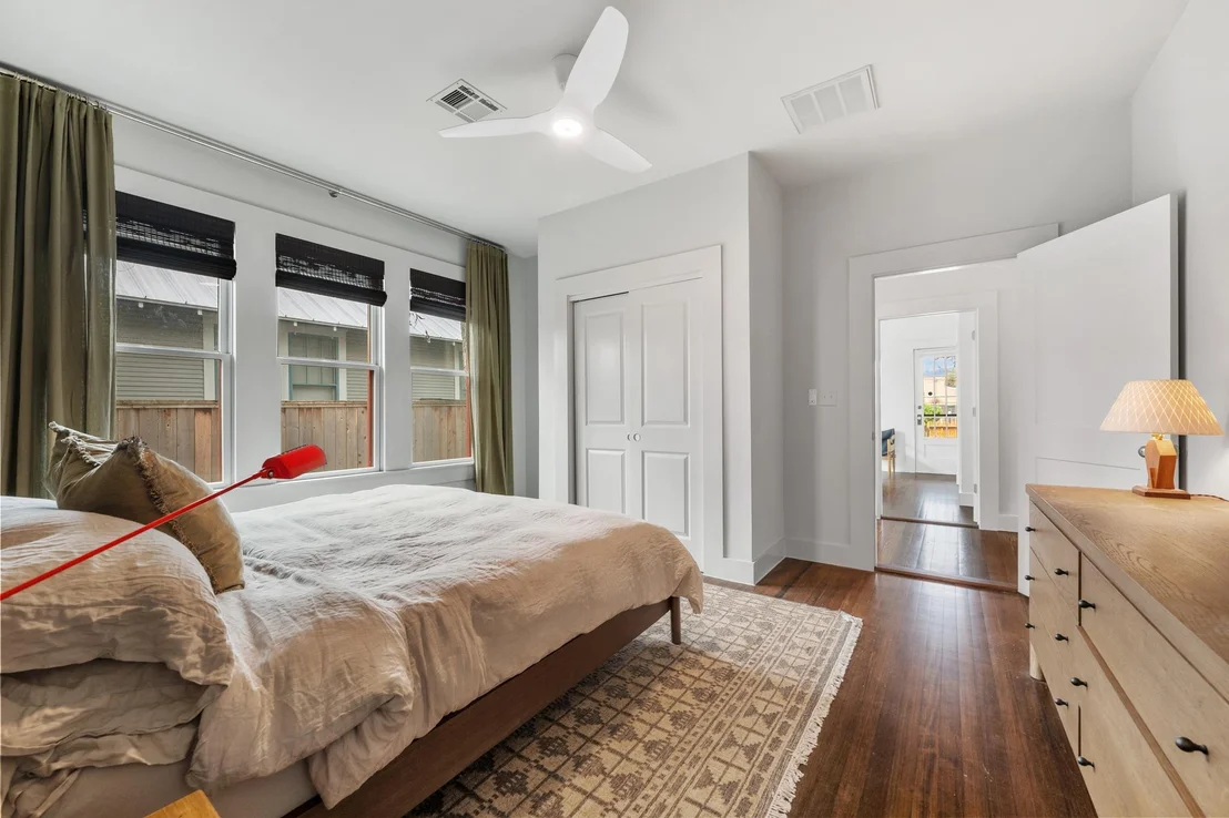 Photo of 4005 Avenue F Ave