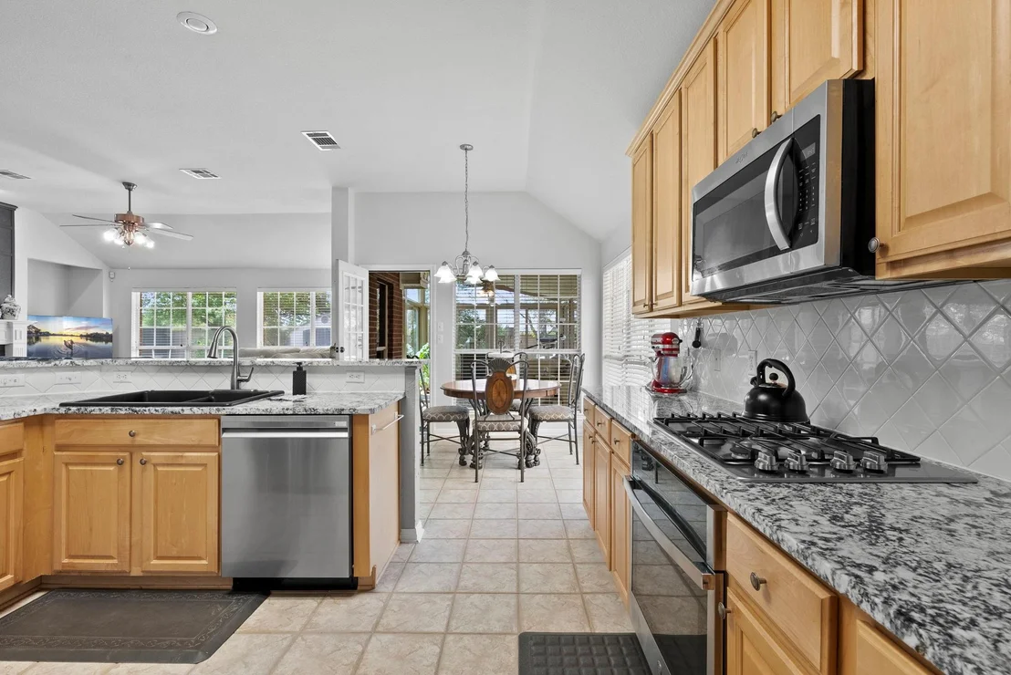 Photo of 15012 Galena DR