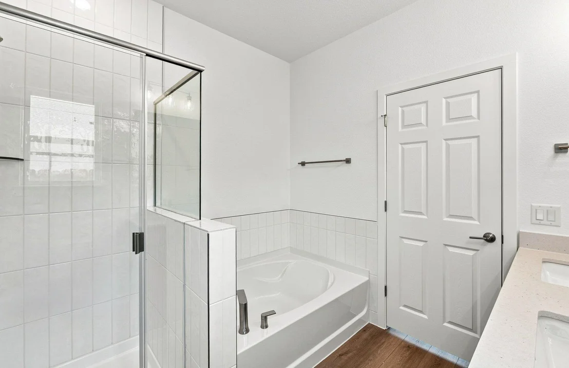 Photo of 129 Adlai Ave