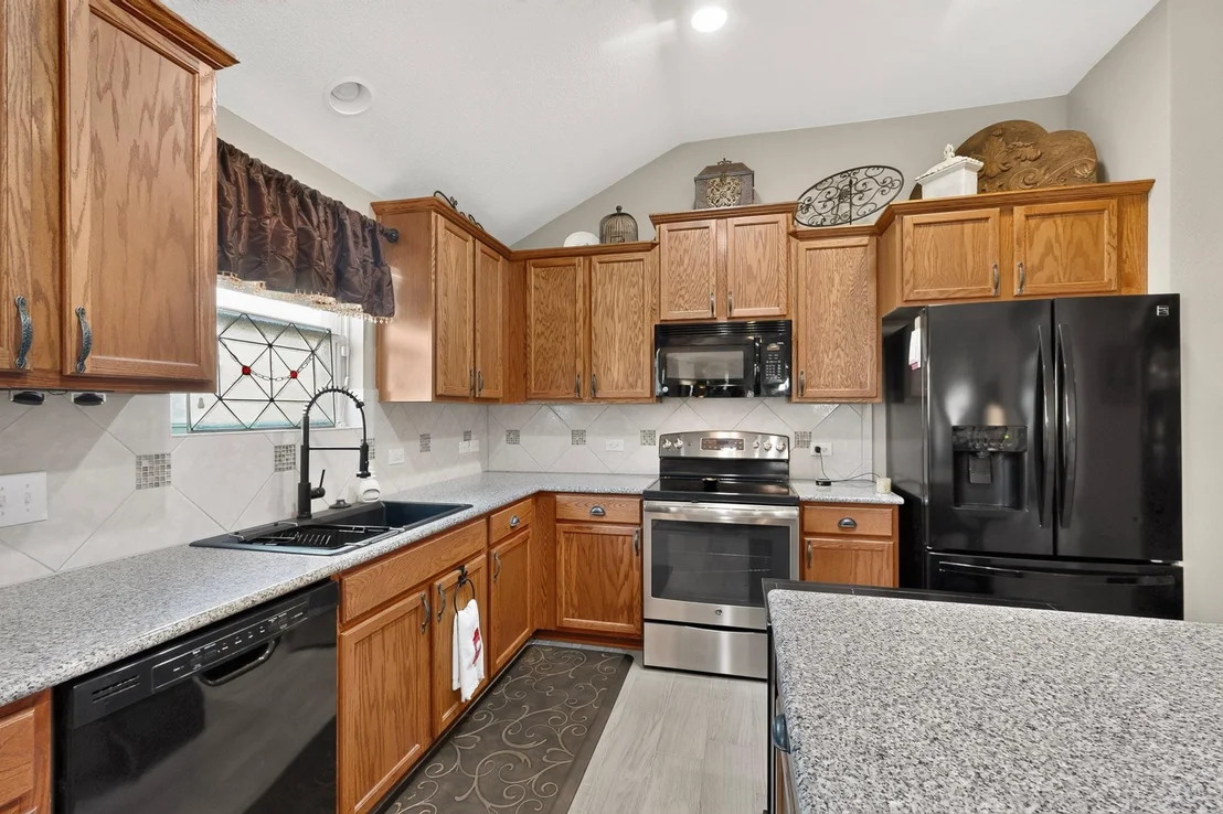 Photo of 928 Tabernash DR