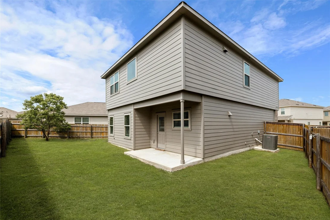 Photo of Unit 20C at 317 Circle WAY