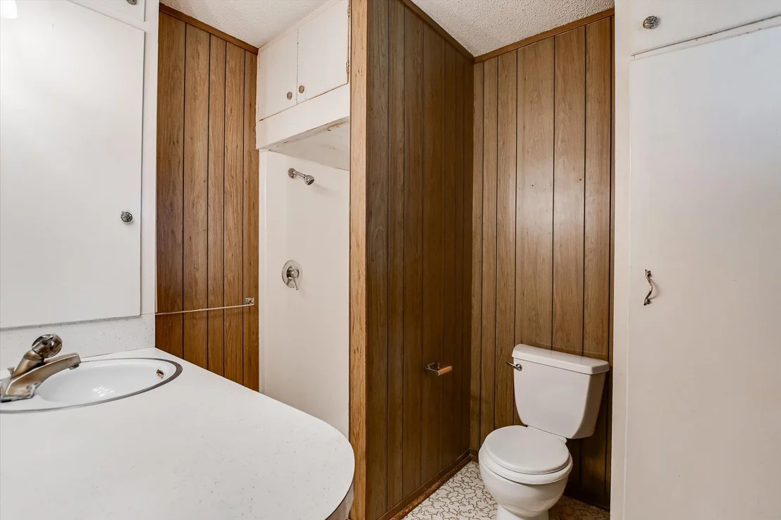 Photo of 7515 Grover Ave