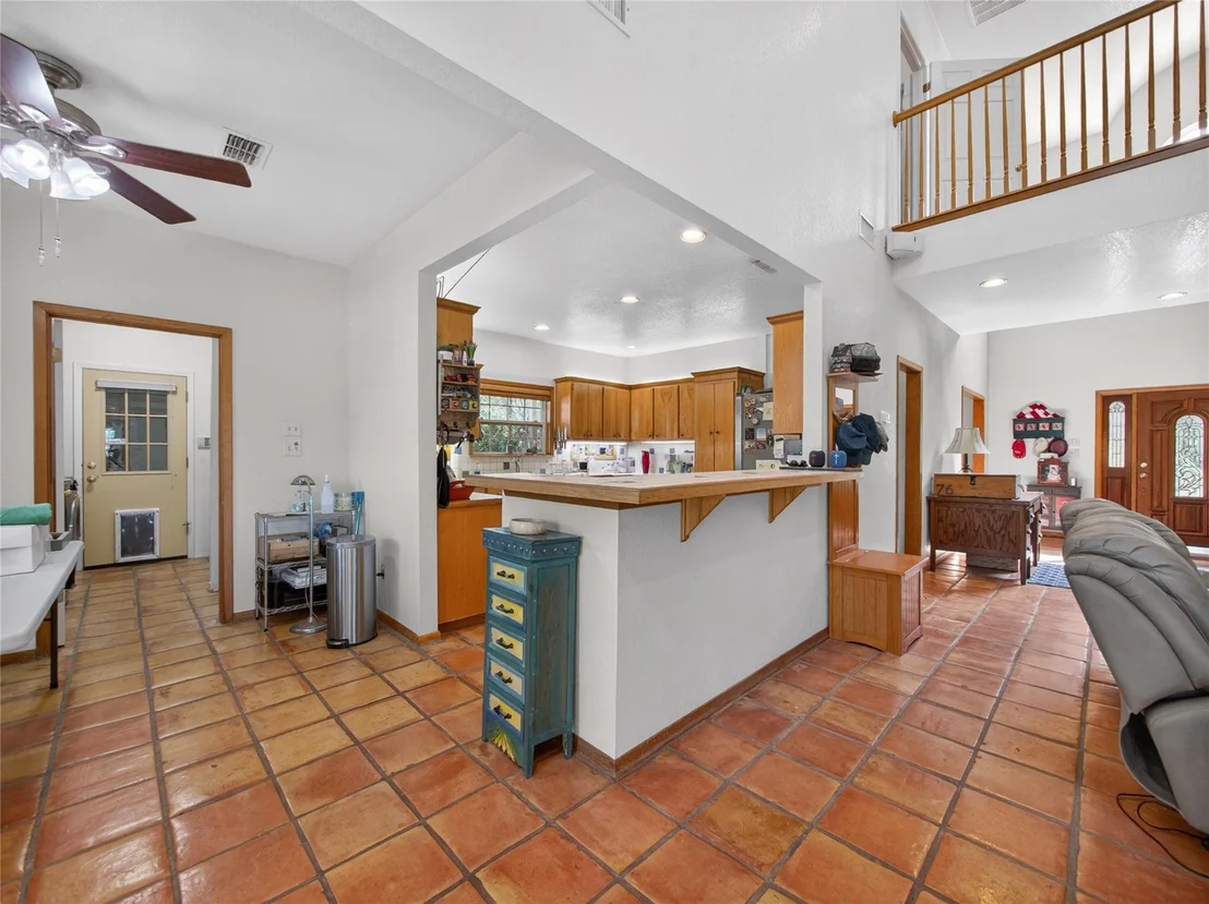 Photo of 613 Breakaway RD