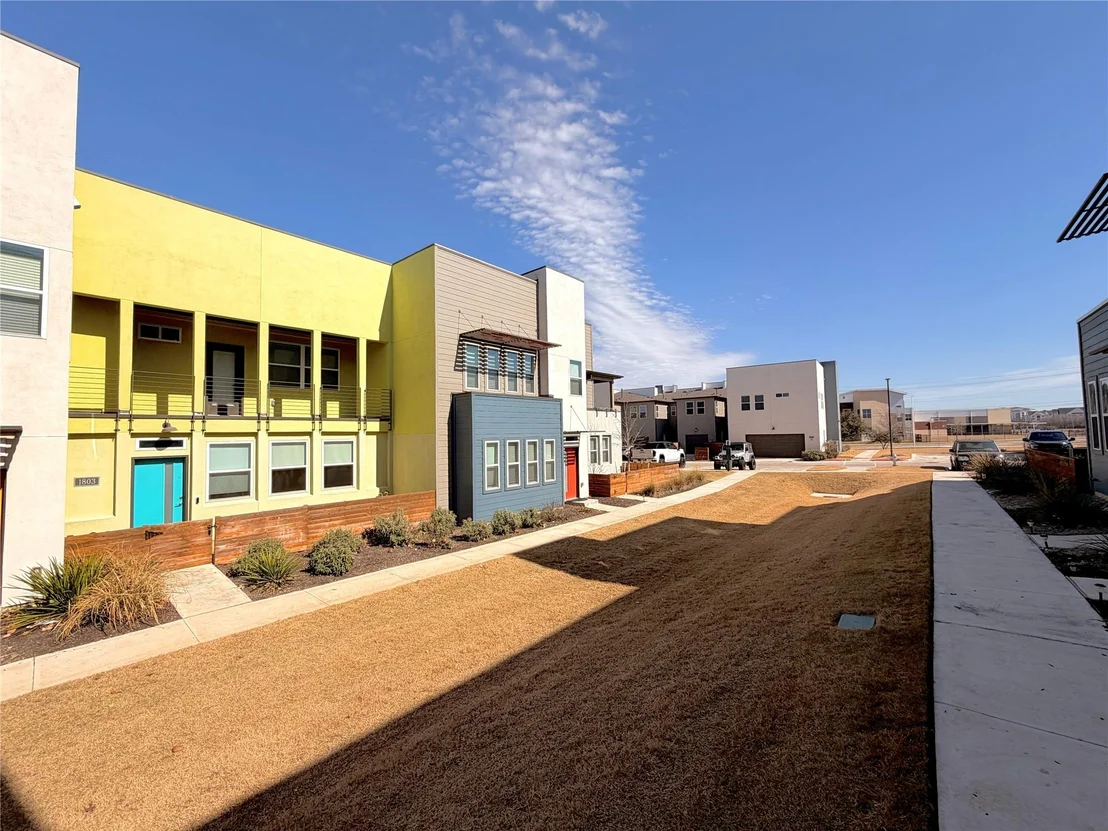 Photo of Unit 1803 at 9015 Cattle Baron PATH