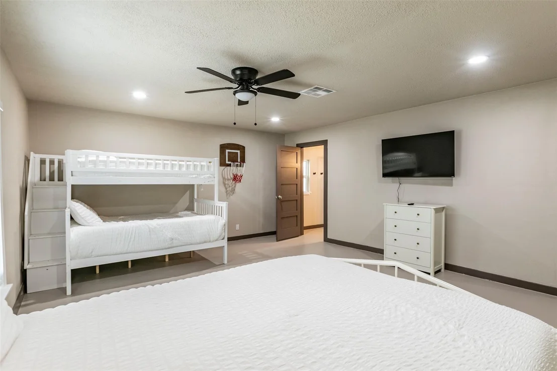 Photo of 4613 Joseph DR