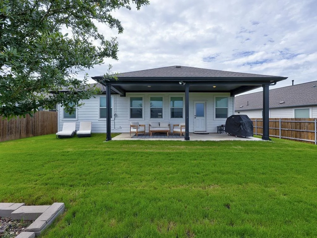 Photo of 1004 Sandra Ann WAY