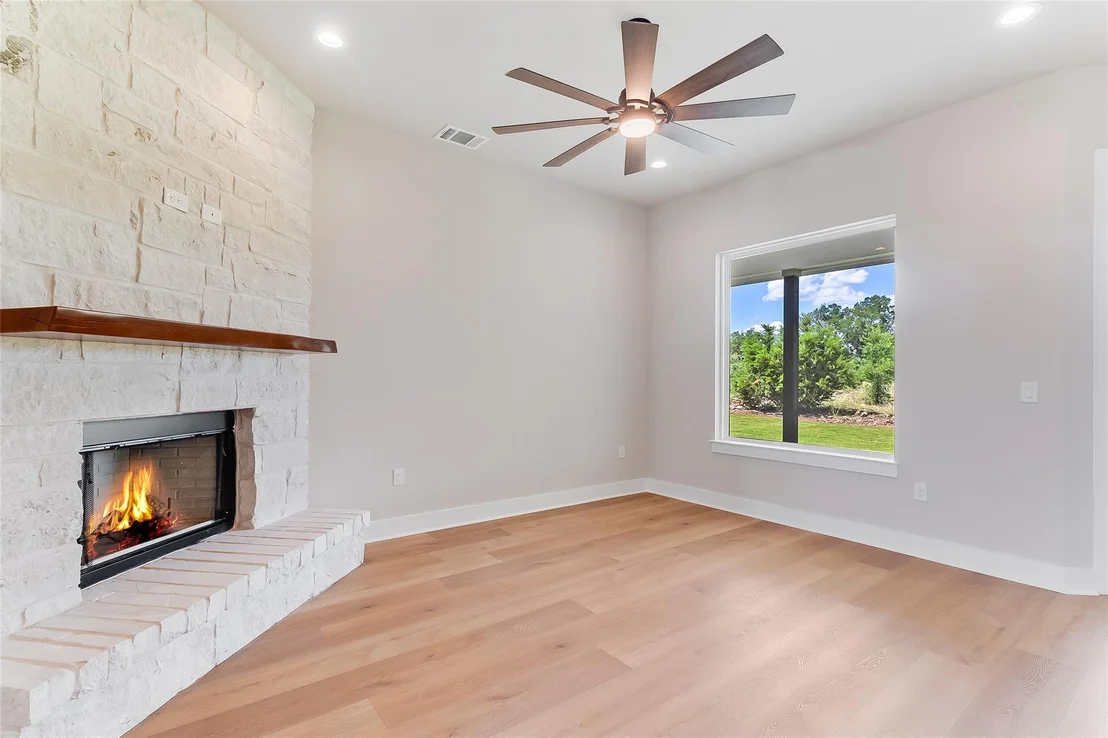 Photo of 130 Draper LN