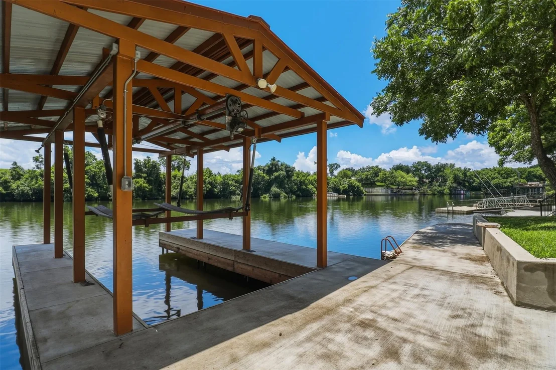 Photo of 1200 Long Mountain DR