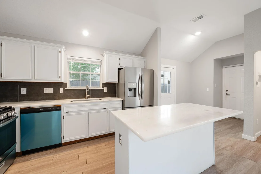 Photo of 1551 Parkfield CIR