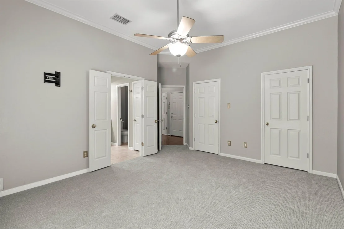 Photo of 6531 Clairmont DR