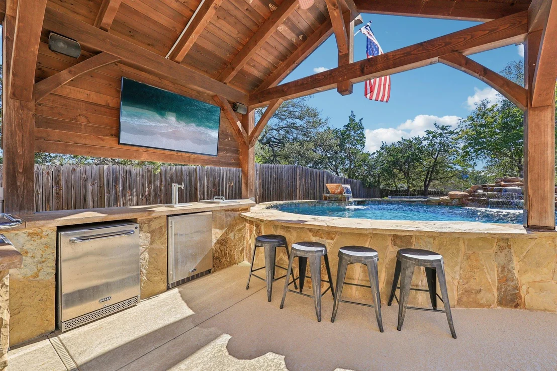 Photo of 840 Scenic CIR