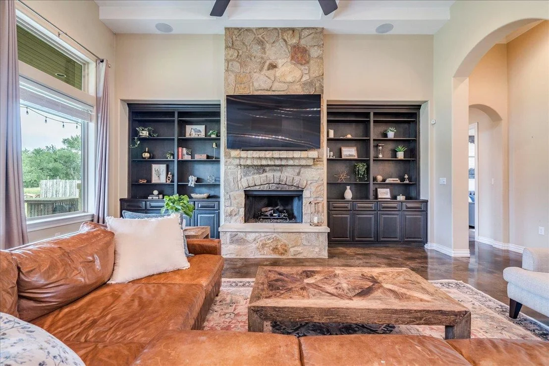 Photo of 1006 Lone Star DR