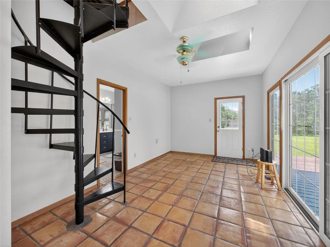 Photo of 613 Breakaway RD