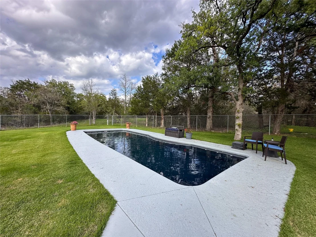 Photo of 368 Woodlands DR