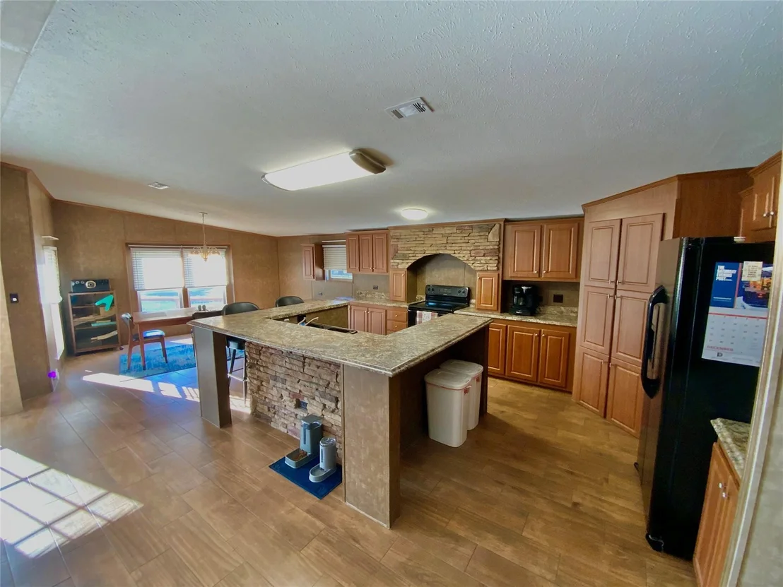 Photo of 631 County Road 270 RD