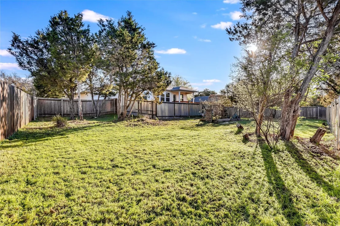 Photo of 21522 Horseshoe LOOP