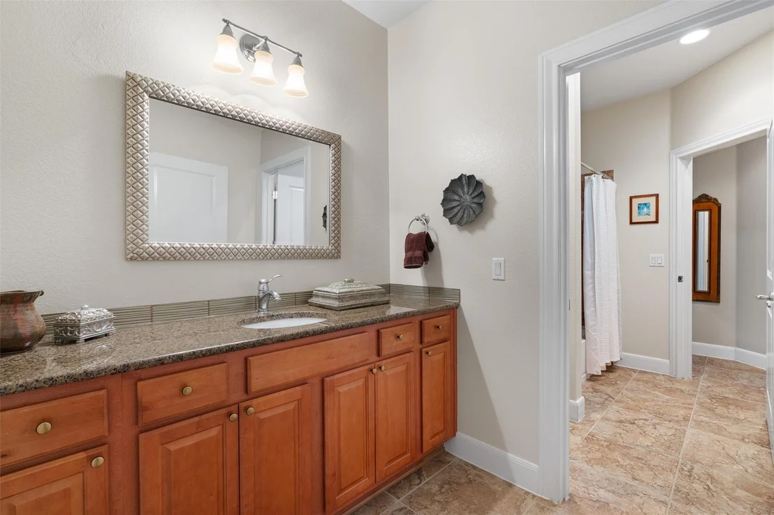 Photo of 105 Goose Island DR