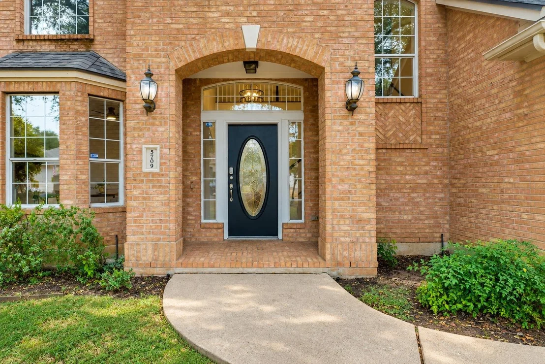 Photo of 5709 Tahoma PL