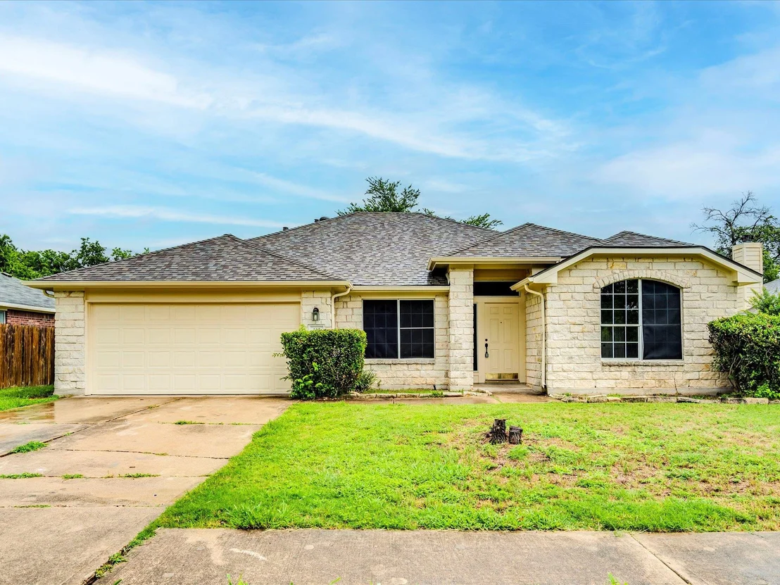 Photo of 105 Plumbago DR