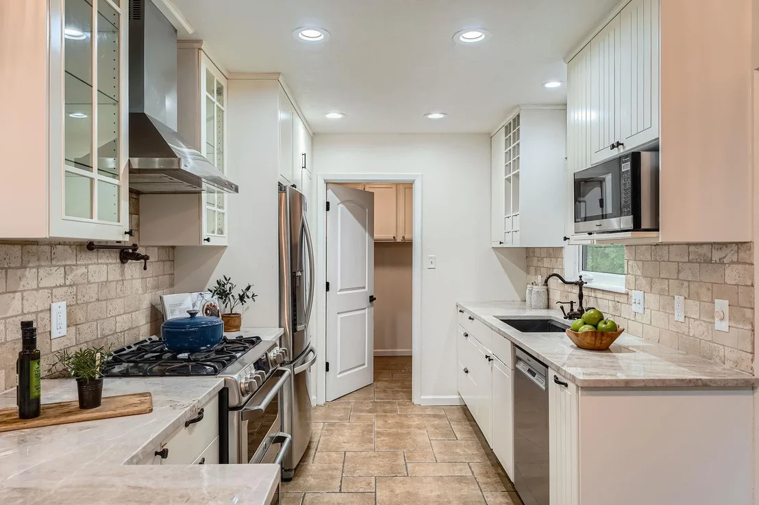 Photo of 3501 Fleetwood DR