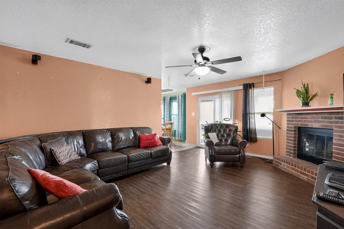 Photo of 1704 Prestige LOOP