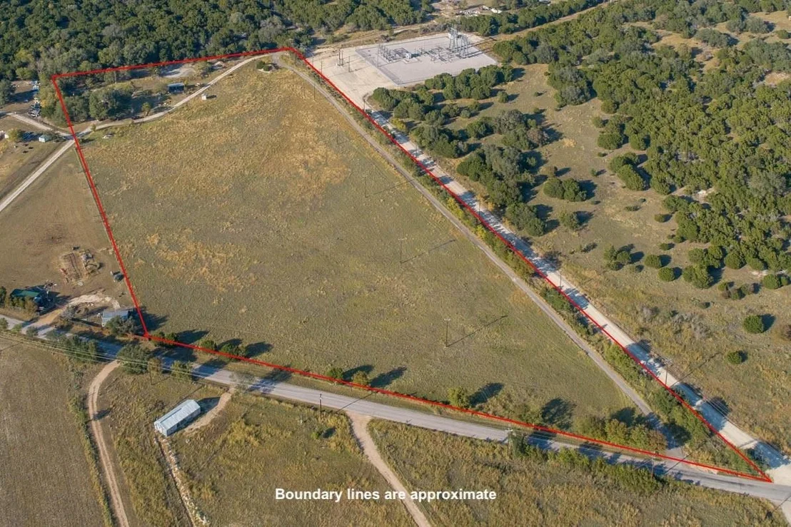 Photo of 14942 Cedar Valley Rd