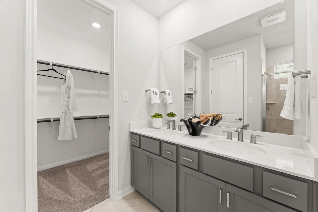 Photo of 208 Barton Oak TRL