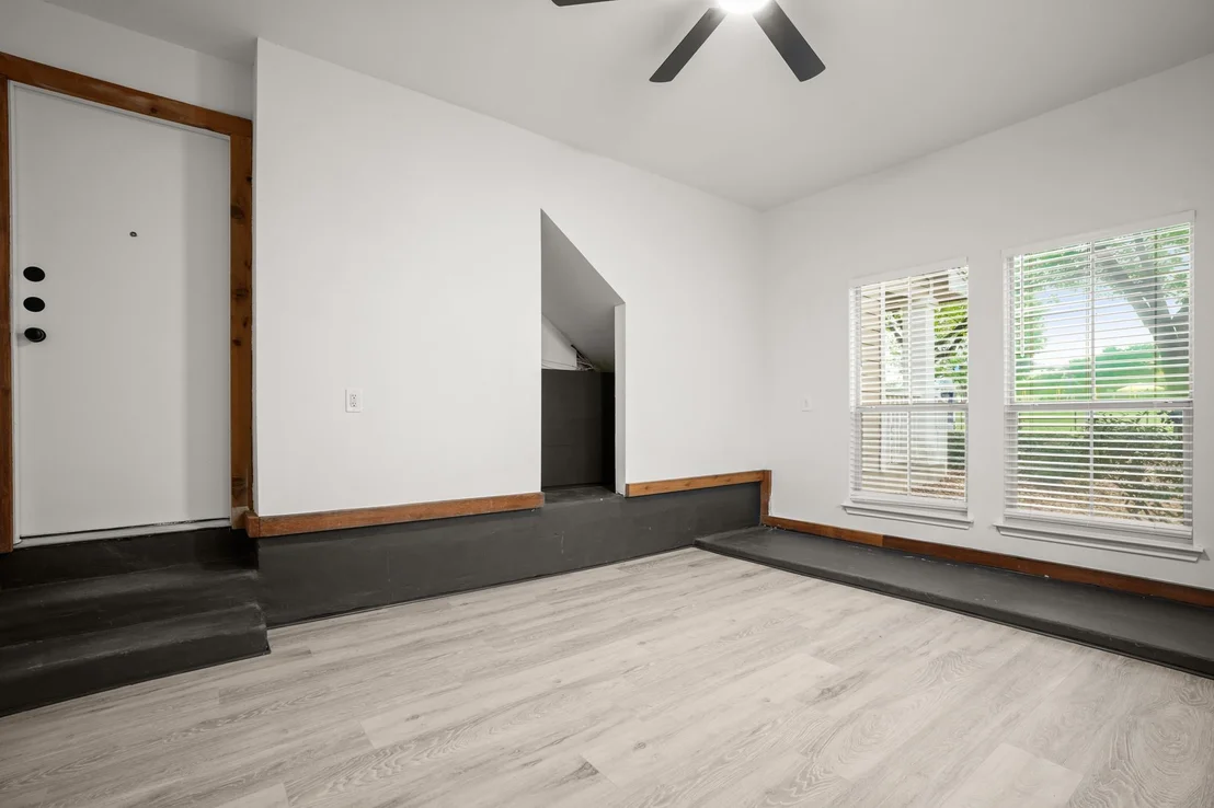 Photo of 360 Sampson