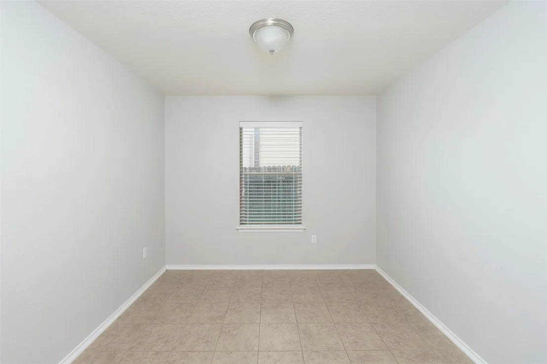 Photo of 11221 Kirkland Hill PATH