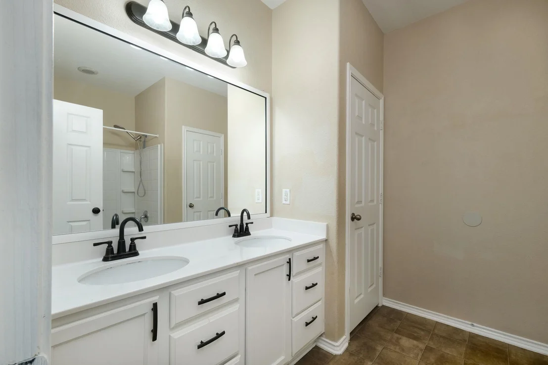 Photo of 1244 Yellow Iris RD