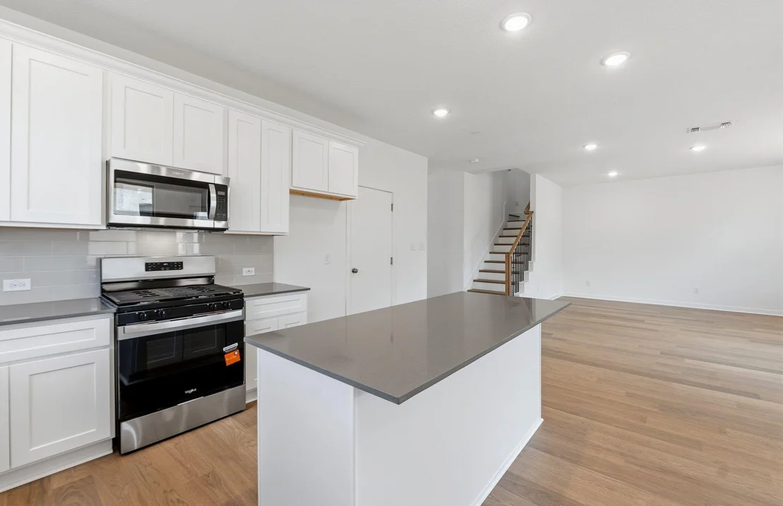 Photo of 111 Blackfoot Daisy PATH