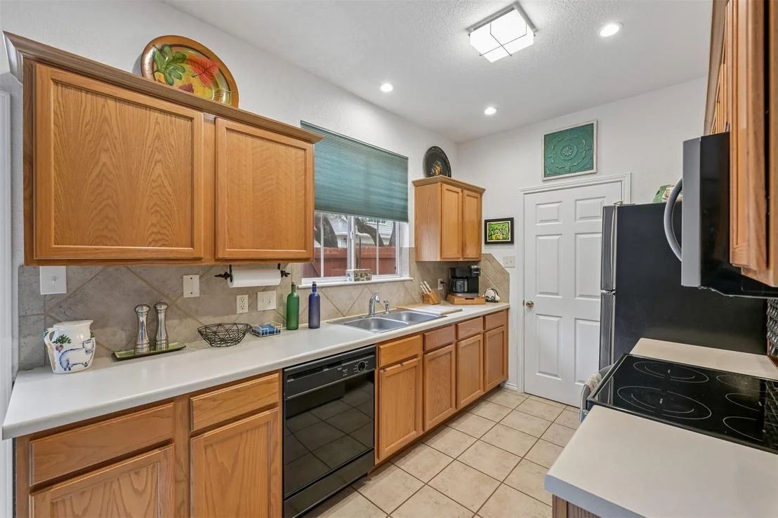 Photo of Unit 29 at 4400 Switch Willo