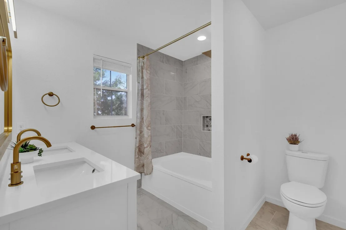Photo of 9012 Elfen CV