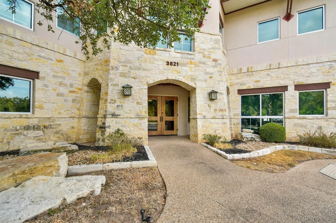 Photo of Unit 104 at 3821 Juniper TRCE