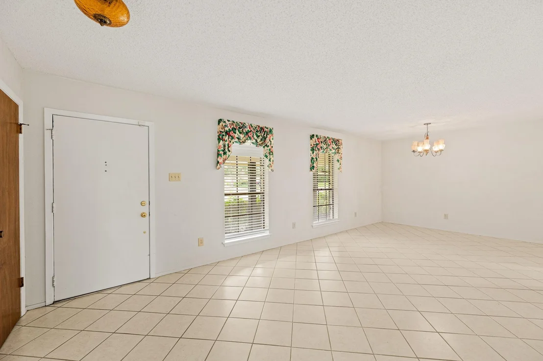 Photo of 10804 Cobblestone LN