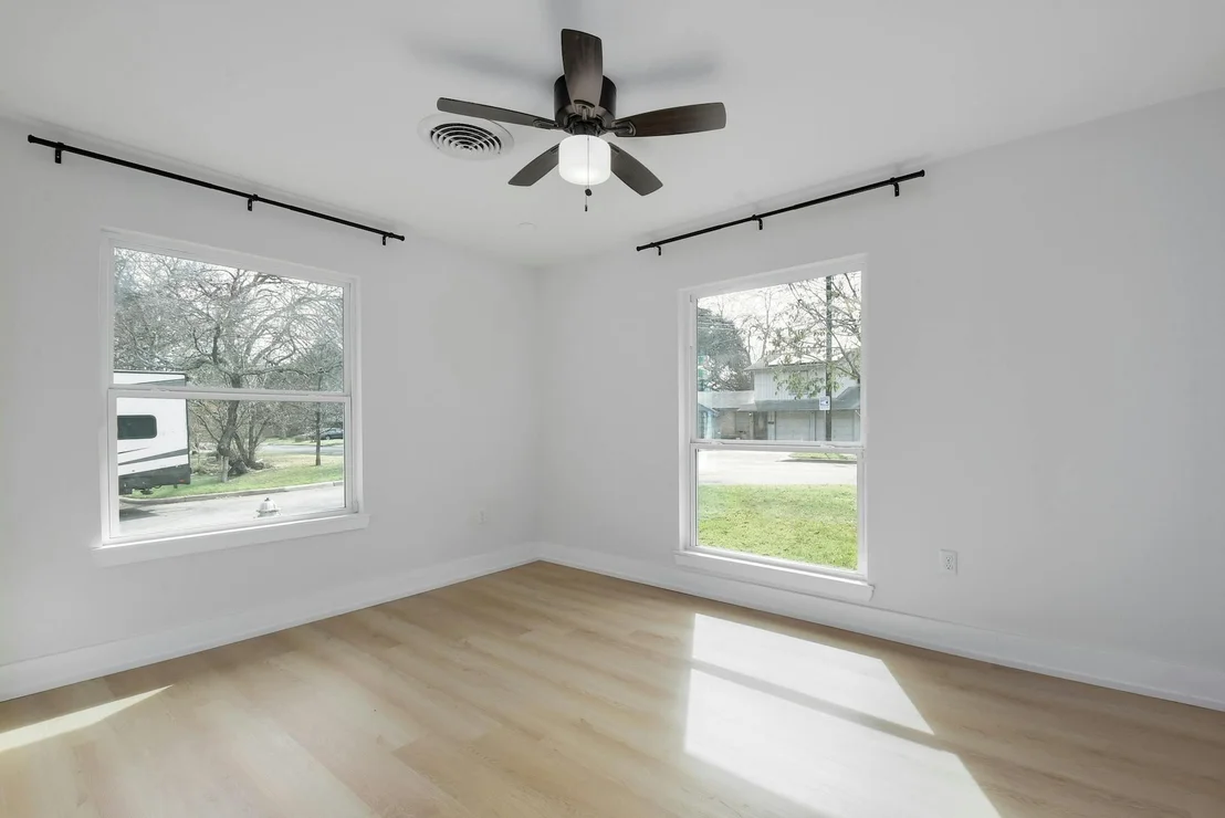 Photo of 2300 Fair Oaks DR