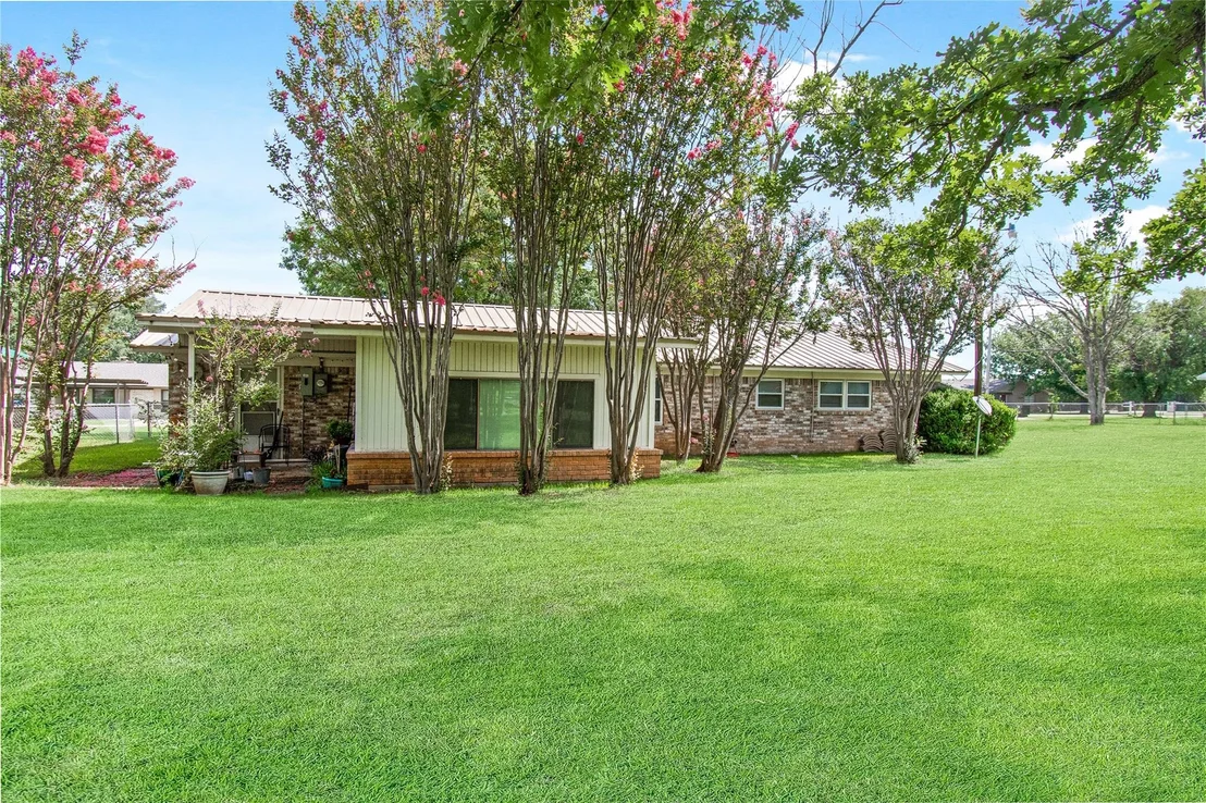 Photo of 531 Santa Rosa RD