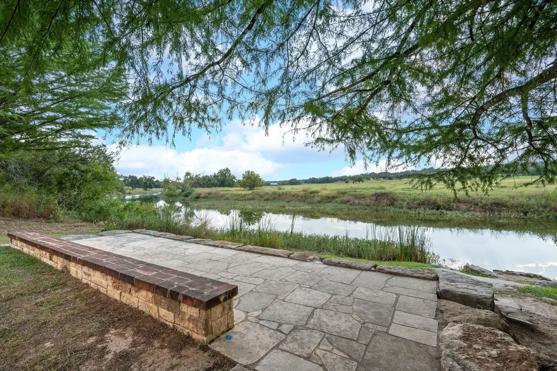 Photo of 337 Barn Hill LOOP